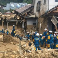 Lluvias torrenciales causan 104 muertes y 50 desapariciones en Japón