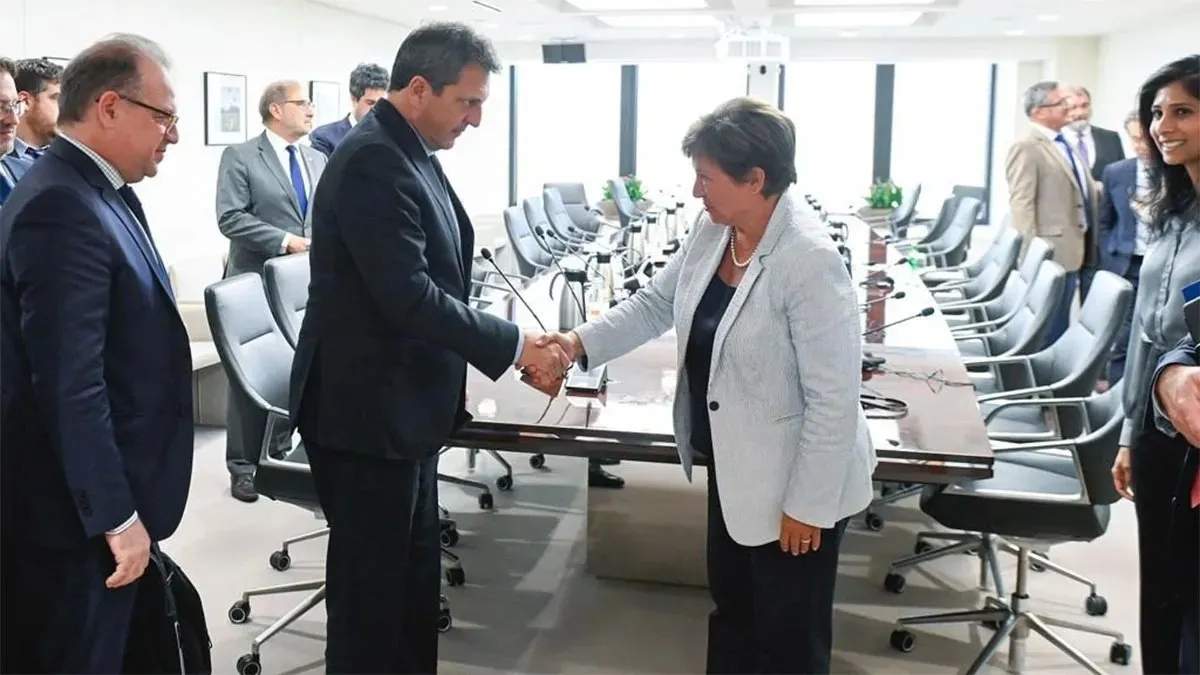 Sergio Massa, Ministro de Economía y Kristalina Georgieva del FMI, en Washington. Fuente: (Twitter)