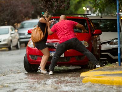 Emiten un alerta amarilla por lluvias intensas en Neuquén
