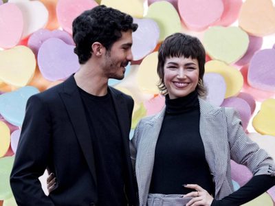Flechazo en un rodaje: cómo nació la historia de amor de Ursula Corberó y el Chino Darín