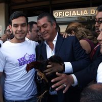 'El Bronco” rebasa a Margarita Zavala como puntero entre los independientes