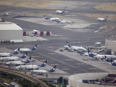 Revelan que avión de Aeroméxico abortó despegue por invasión de un Air France