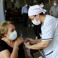 Vacunación en Neuquén: dónde se aplicarán las segundas dosis de AstraZeneca este sábado