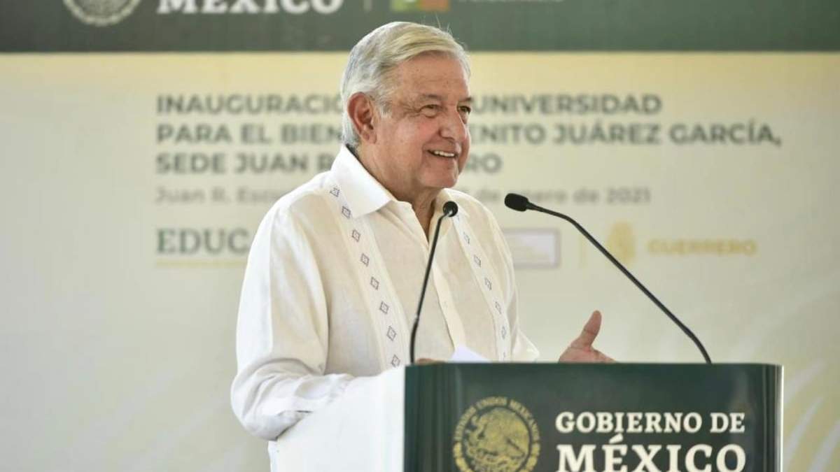 El presidente López Obrador inauguró una universidad pública en Guerrero
