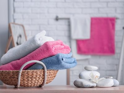 No tires tus toallas viejas y poné en práctica estos trucos para darles nuevamente un útil uso
