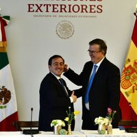 Ebrard reconoce la "gran contribución" de España a México
