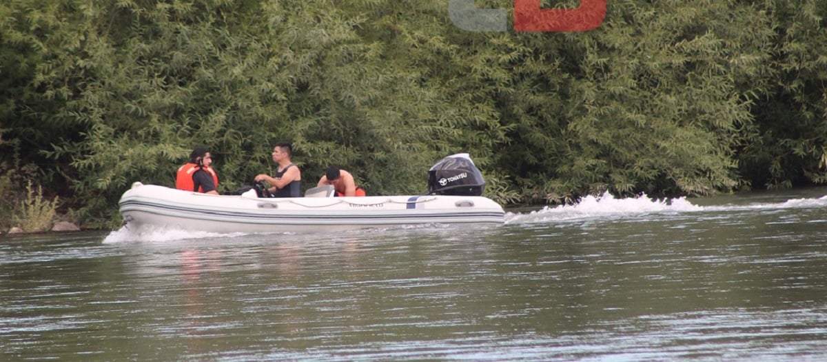 Bomberos de Centenario y la Policía buscan a un hombre en el río Neuquén. Fuente: (Twitter)
