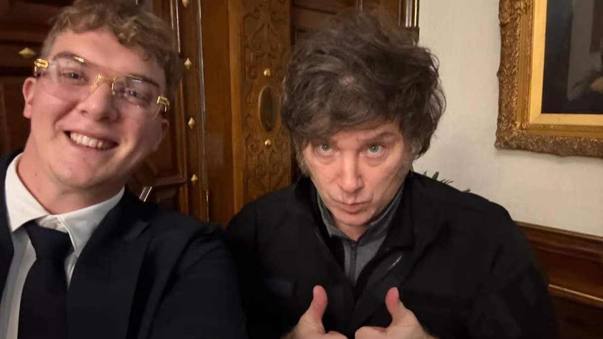 Javier Milei y Hayden Mark Davis, uno de los implicados en la presunta estafa