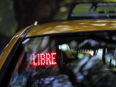 Desde este sábado viajar en taxi será más caro en Buenos Aires