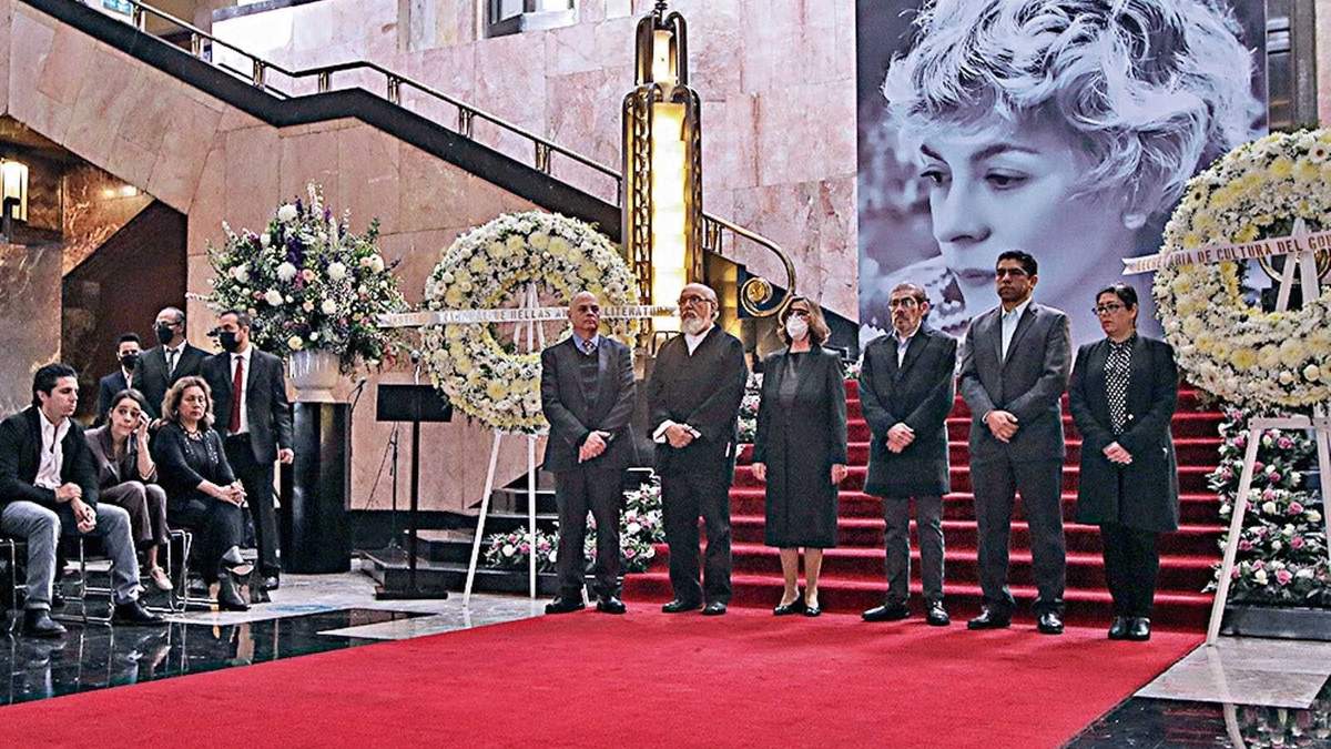 La despedida en Bellas Artes