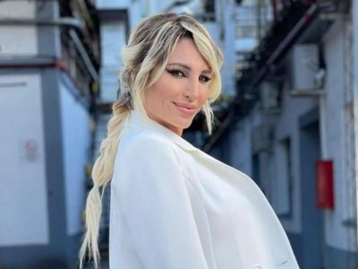 Las plantas bonitas y de bajo mantenimiento que Vicky Xipolitakis eligió para decorar su lujosa casa