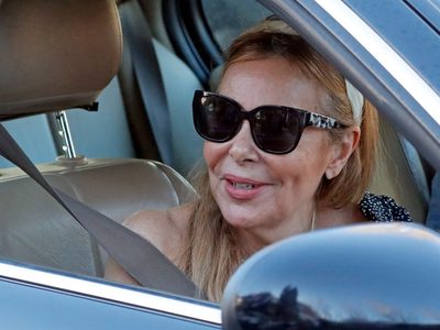 La quieren como sea: la millonaria suma que pagan por una foto de Ana Obregón en la playa
