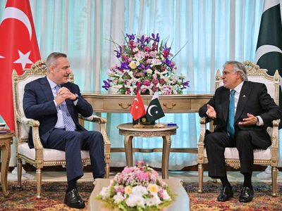 Mediadores se reúnen en Pakistán para conversaciones sobre el fin de la guerra con Irán