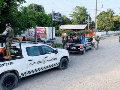 Detienen a 7 policías de Veracruz por nexos con el 'Grupo Sombra"