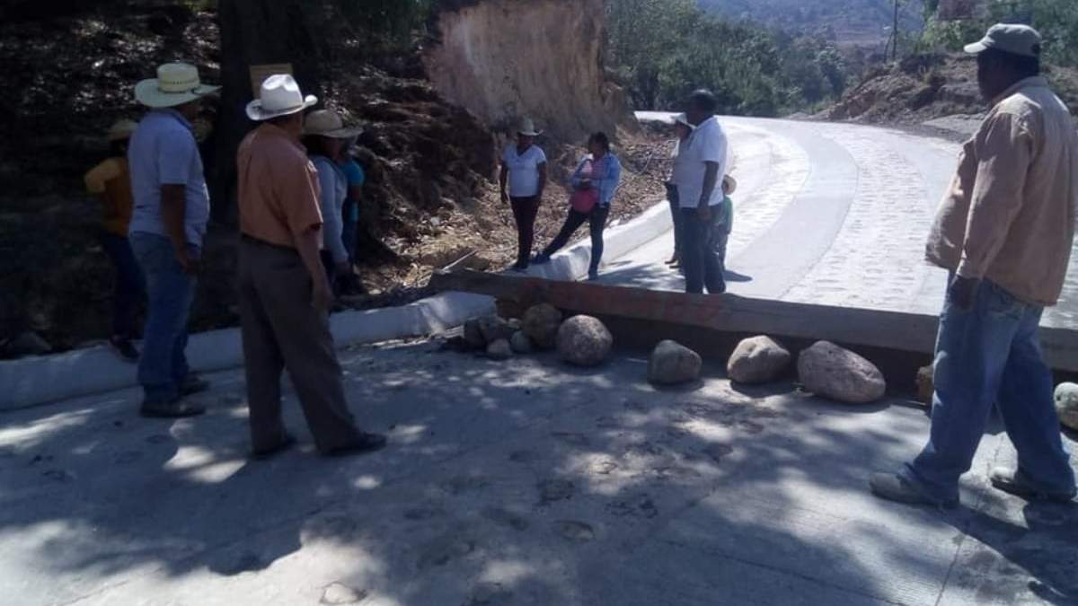Habitantes de Santo Domingo Ixcatlán