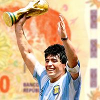 Una senadora propuso crear un billete con la cara de Diego Maradona