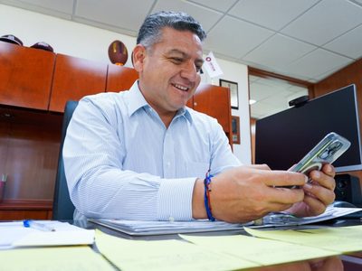Denuncian a Javier Tapia Santoyo, secretario de administración del IPN, por corrupción