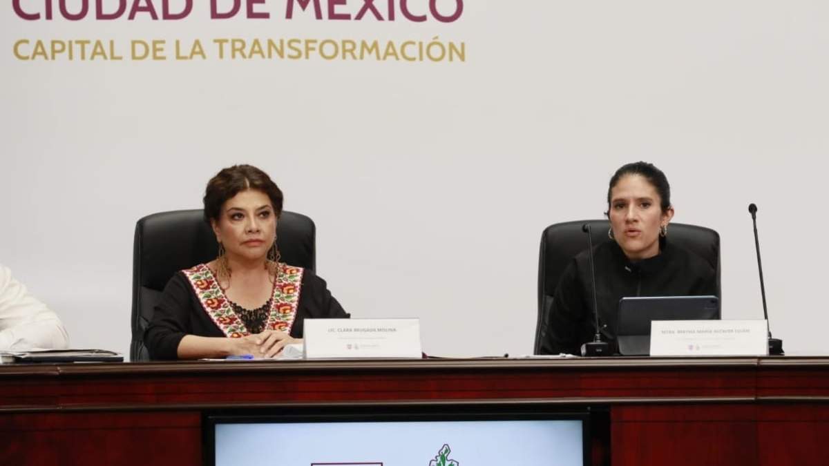 Clara Brugada y Bertha Alcalde