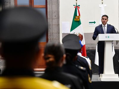 Detienen a seis sujetos que vendían mariguana en envolturas de dulces y frituras