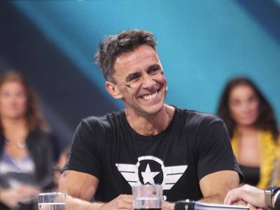 Una nueva sección de “Sálvame” comenzó con un Alonso Caparrós sorprendiendo con su vestimenta