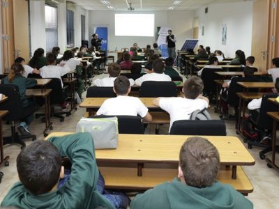 Calma para el bolsillo: congelan las cuotas de los colegios privados y les impiden despedir personal