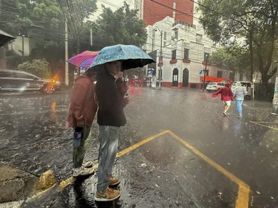 Alerta por lluvias hoy jueves en la CDMX: auguran granizo en 11 alcaldías en la tarde y noche