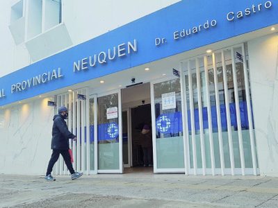 En el hospital Castro Rendón continúa el conflicto con anestesistas y no pueden operar