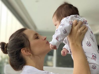 Una muñequita: así luce Mía, la hija de Sabrina Garciarena, a días de cumplir los tres meses de vida