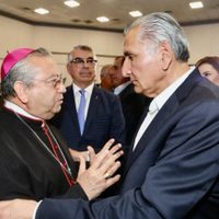 Ante Adán Augusto López, el arzobispo de Tijuana urge una estrategia que frene inseguridad