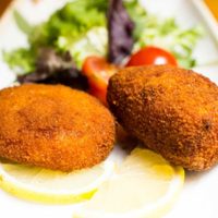 Croquetas de atún: la receta ligera y exprés que te resolverá la cena en pocos minutos