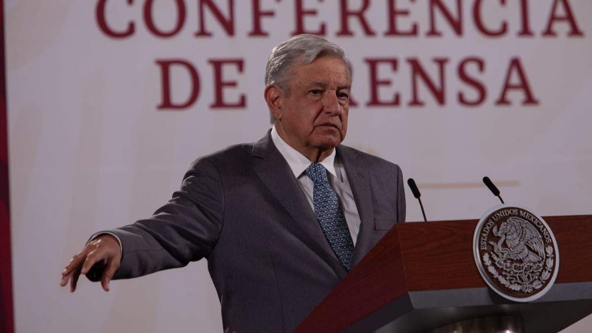 El presidente en su conferencia