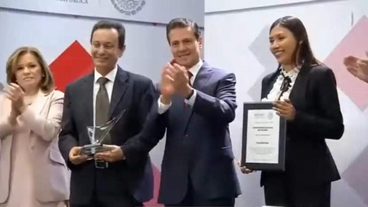 El empresario Guillermo Dávila Espinosa junto al expresidente Enrique Peña