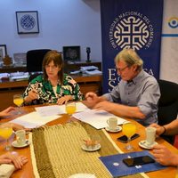 Crean un programa para acercar la universidad a los adultos mayores