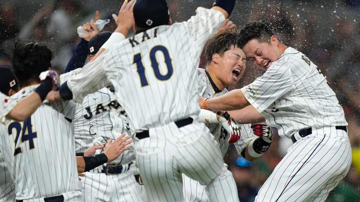 La celebración de Japón tras dar la vuelta