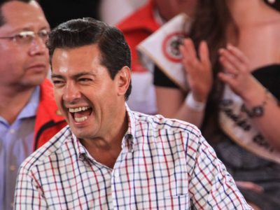 Captan a Enrique Peña Nieto jugando golf en España (Video)