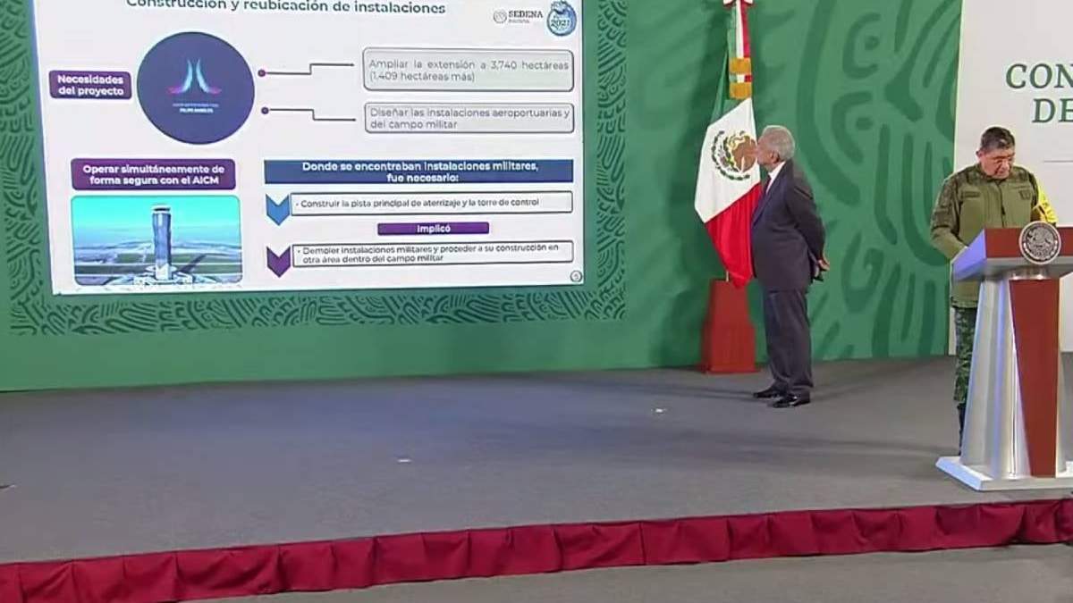 El nuevo emblema se vio en la presentación del secretario de la Defensa