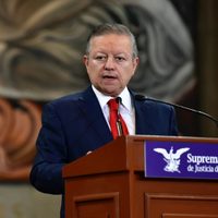 Presupuesto no es excusa para incumplir obligaciones: presidente de la SCJN