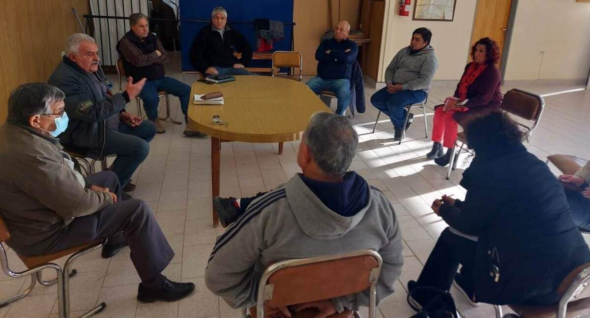 Reunión en la Cámara de Comercio Industria y Producción de Zapala. Fuente: (Facebook)
