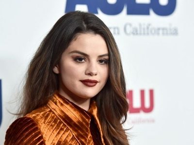 "¡¿Justo ahí?!" Selena Gómez presumió su nuevo tatuaje en el lugar menos pensado ¡Mirá!
