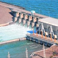 Gobierno nacional avanza con la venta de represas y acuerda nuevos beneficios para Neuquén y Río Negro