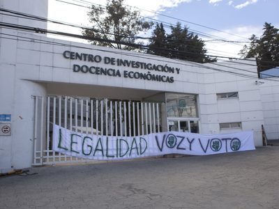 FCE debe informar sobre sesión donde fue ratificado Romero en el CIDE: INAI