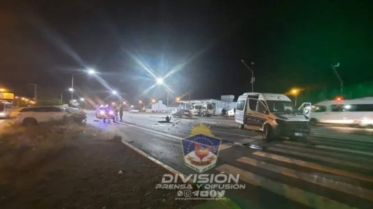 Choque sobre la Avenida Mosconi de Neuquén