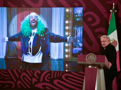 AMLO truena contra Brozo: “si yo fuese un dictador no estaría diciendo esas cosas”