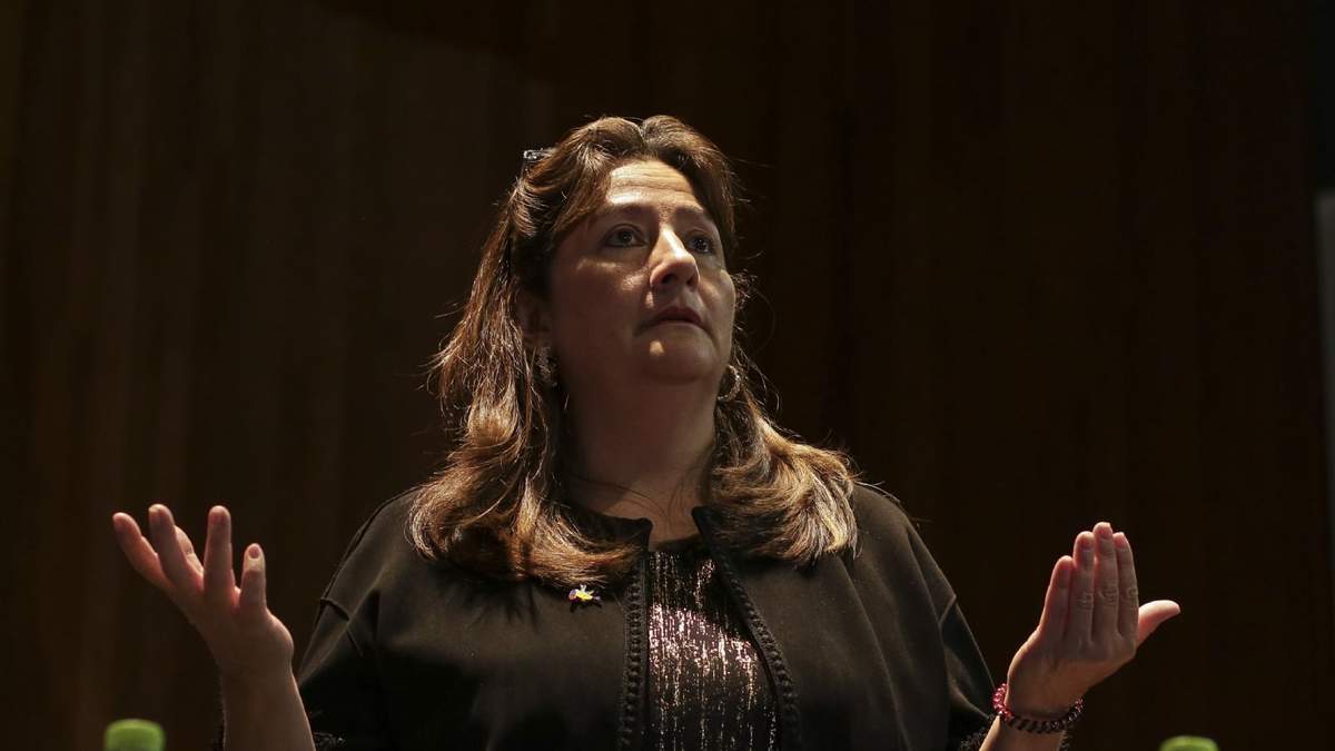 Ángela María Buitrago