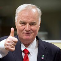 Dan cadena perpetua a Ratko Mladic, excomandante del Ejército Serbiobosnio