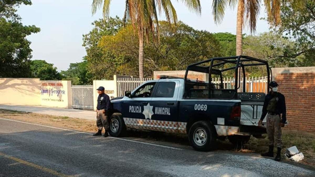 Policías municipales de Ixhuatán, Chiapas