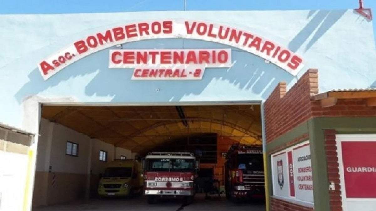 Central 8 de Bomberos  Voluntarios de Centenario. Fuente: (Facebook)