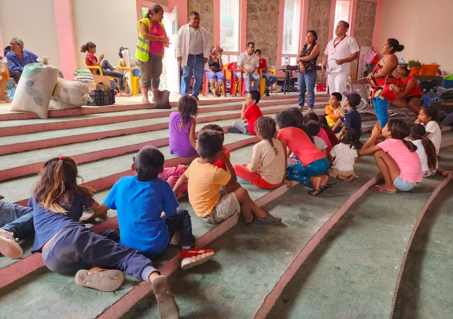 Las familias y niños desplazados en Guerrero