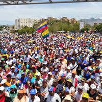 ONU urge a Maduro frenar uso excesivo de la fuerza contra manifestantes en Venezuela