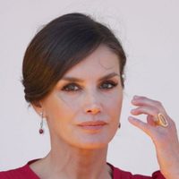 "No voy a hablar de eso": la novia que pone en jaque el mundo de la Reina Letizia